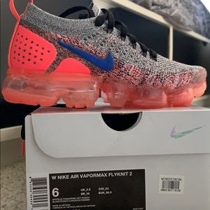 Nike Air Vapormax Flynit 2